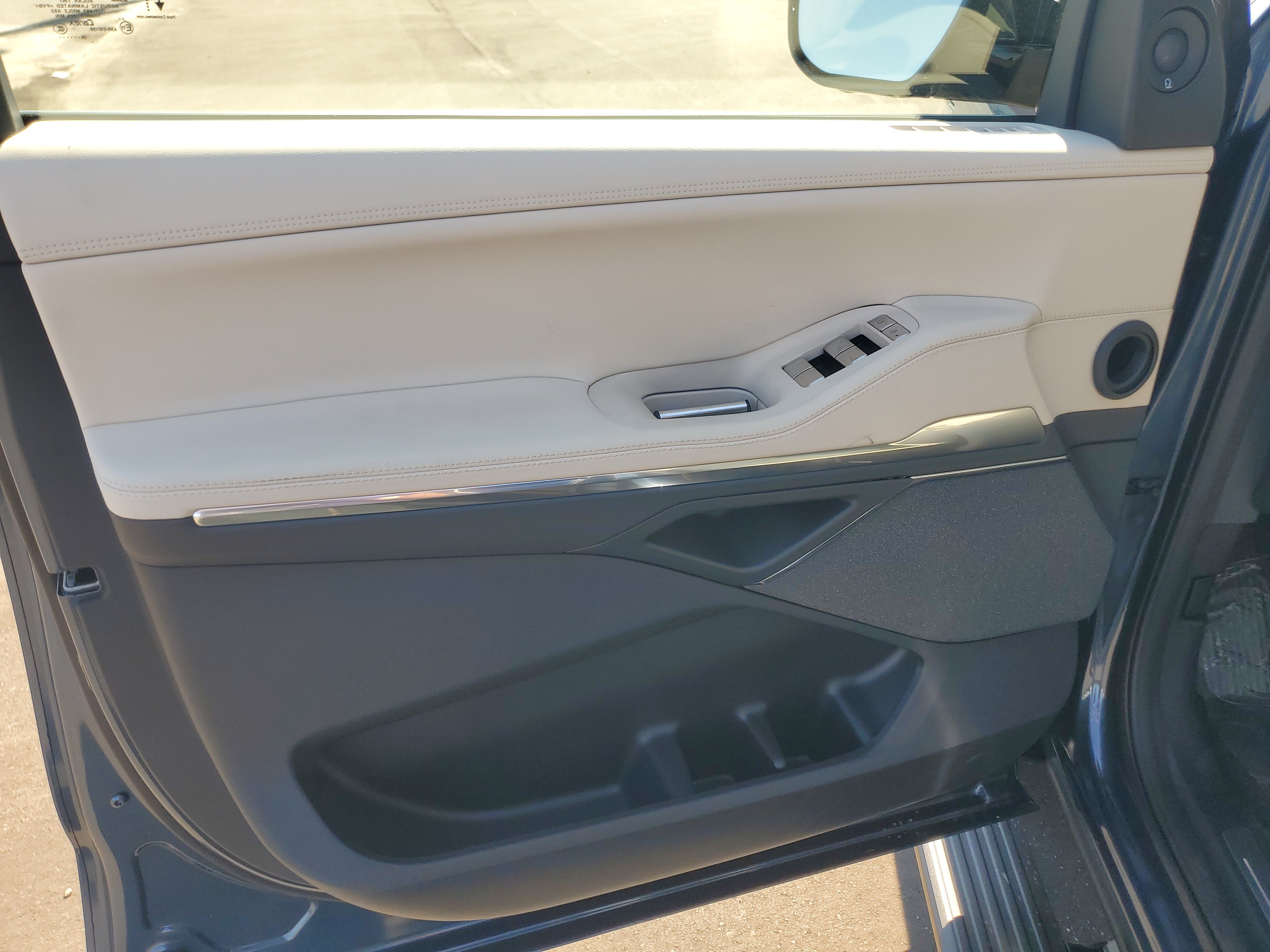 New 2027 Lincoln Navigator Reserve AWD/4WD image 8