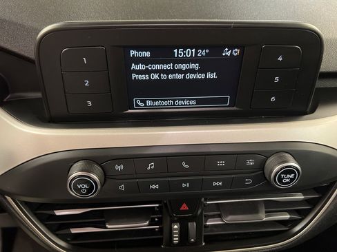 Certified 2022 Ford Escape S image 11