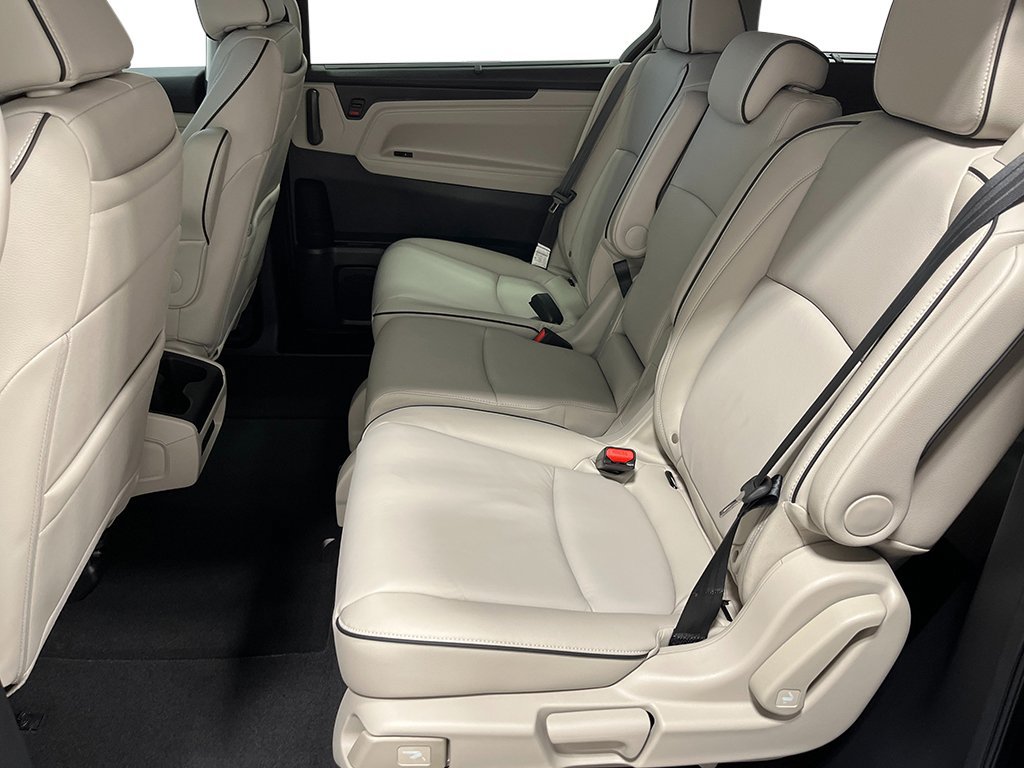 New 2027 Honda Odyssey Touring image 16