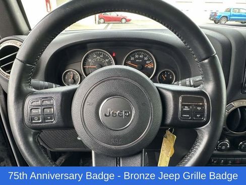 Used 2016 Jeep Wrangler Unlimited Sahara image 11