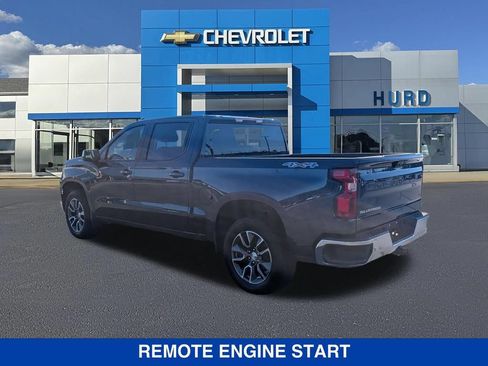 Used 2022 Chevrolet Silverado 1500 LT AWD/4WD image 6