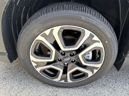New 2026 Subaru Ascent Limited AWD/4WD image 11
