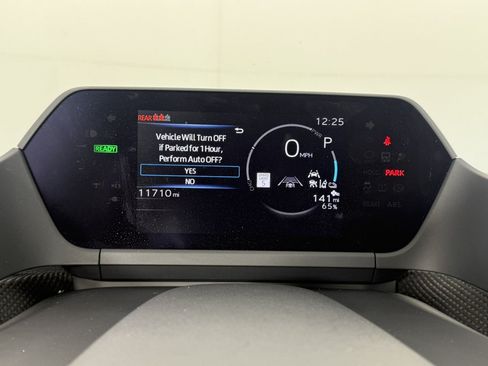 Used 2025 Toyota bZ4X FWD image 18