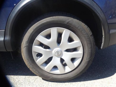 Used 2020 Nissan Rogue Sport S FWD image 8