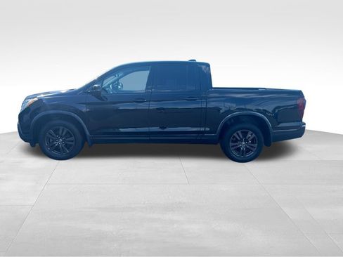 Used 2019 Honda Ridgeline Sport image 2