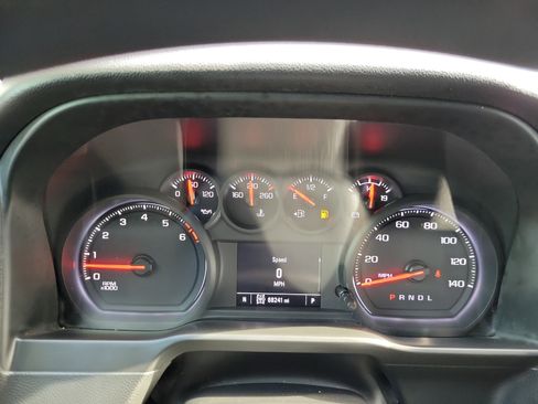 Used 2020 Chevrolet Silverado 1500 Custom Trail Boss w/ Custom Convenience Package AWD/4WD image 25