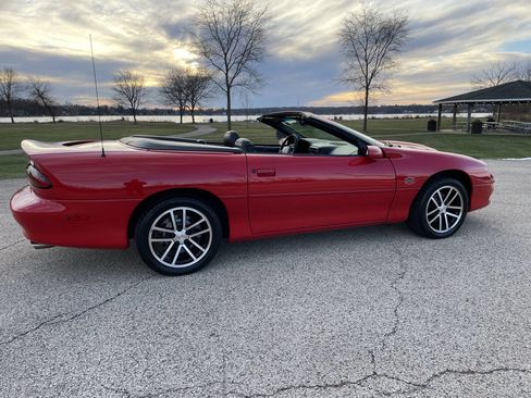 Used 2002 Chevrolet Camaro Z28 image 75
