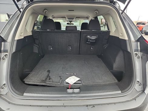 Certified 2023 Nissan Rogue SV AWD/4WD image 32