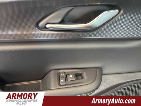 New 2025 Jeep Grand Cherokee L Altitude image 25