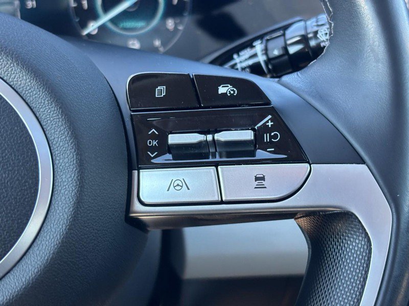 Used 2024 Hyundai Elantra Limited FWD image 20