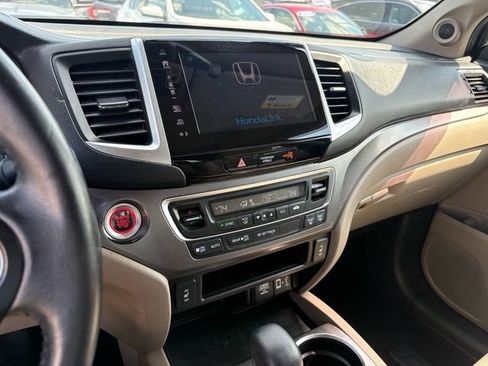 Used 2019 Honda Ridgeline RTL-T image 10