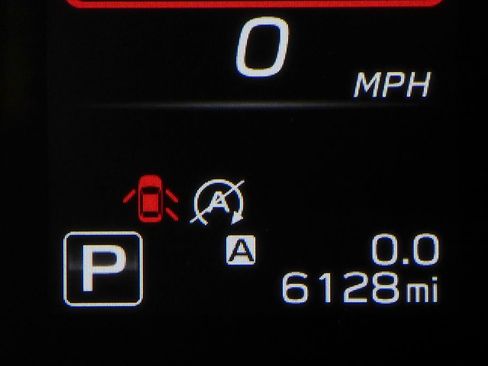 Certified 2025 Subaru Outback Premium image 30