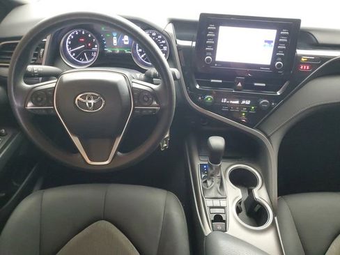 Used 2022 Toyota Camry LE AWD/4WD image 14