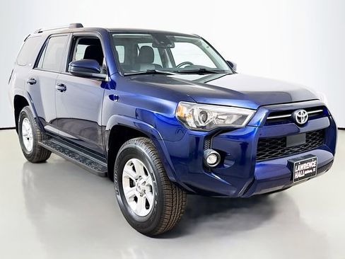 Used 2024 Toyota 4Runner SR5 image 3