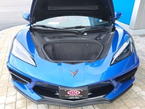 Used 2021 Chevrolet Corvette Stingray Coupe w/ 1LT image 3