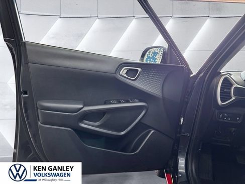 Used 2020 Kia Soul GT-Line w/ GT 2.0L Power Sunroof Package FWD image 25