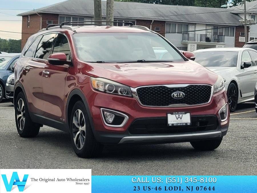 Used 2017 Kia Sorento EX AWD/4WD image 1