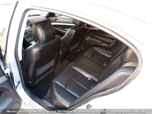 Used 2012 INFINITI G37 Journey w/ Premium Pkg RWD image 18
