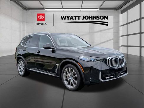 Used 2025 BMW X5 xDrive50e AWD/4WD image 6