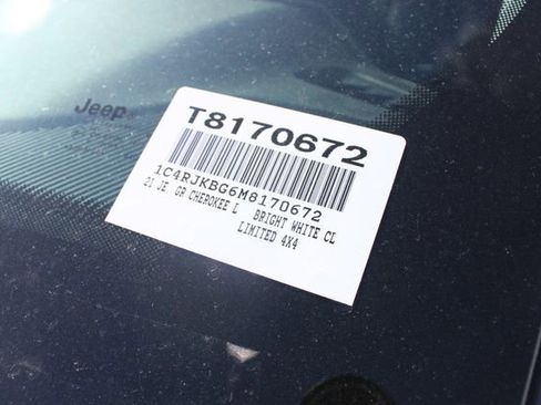 Used 2021 Jeep Grand Cherokee L Limited AWD/4WD image 41