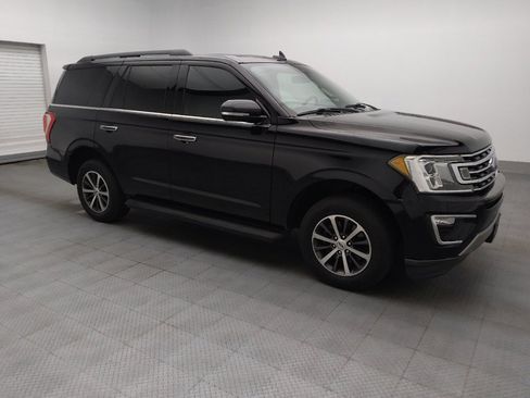 Used 2020 Ford Expedition XLT w/ Equipment Group 201A RWD image 11