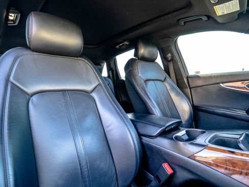 Used 2018 Lincoln MKX Reserve w/ Driver Assistance Package image 17