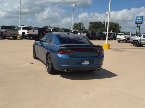 Used 2021 Dodge Charger SXT w/ Plus Group RWD image 7