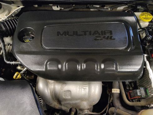 Used 2020 Jeep Cherokee Latitude Plus image 30