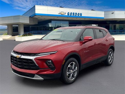Used 2023 Chevrolet Blazer LT image 1