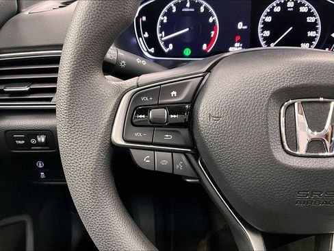 Used 2022 Honda Accord LX image 17