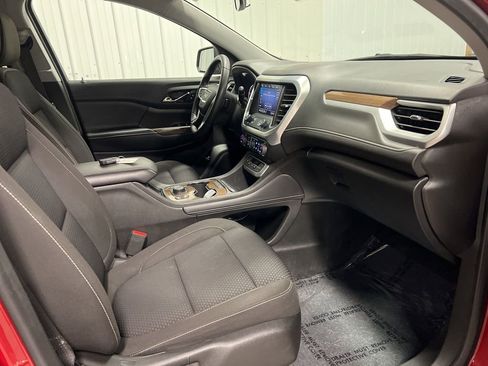 Certified 2023 GMC Acadia SLE w/ Driver Convenience Package image 9