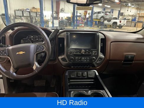 Used 2016 Chevrolet Silverado 2500 High Country image 15