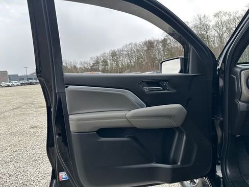 Used 2025 Chevrolet Colorado ZR2 image 22