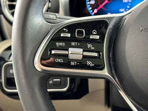 Used 2023 Mercedes-Benz CLA 250 image 27