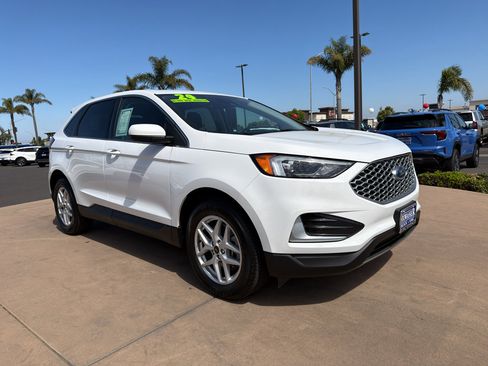 Used 2024 Ford Edge SEL AWD/4WD image 3