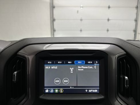 Used 2019 Chevrolet Silverado 1500 Custom w/ Custom Value Package image 29