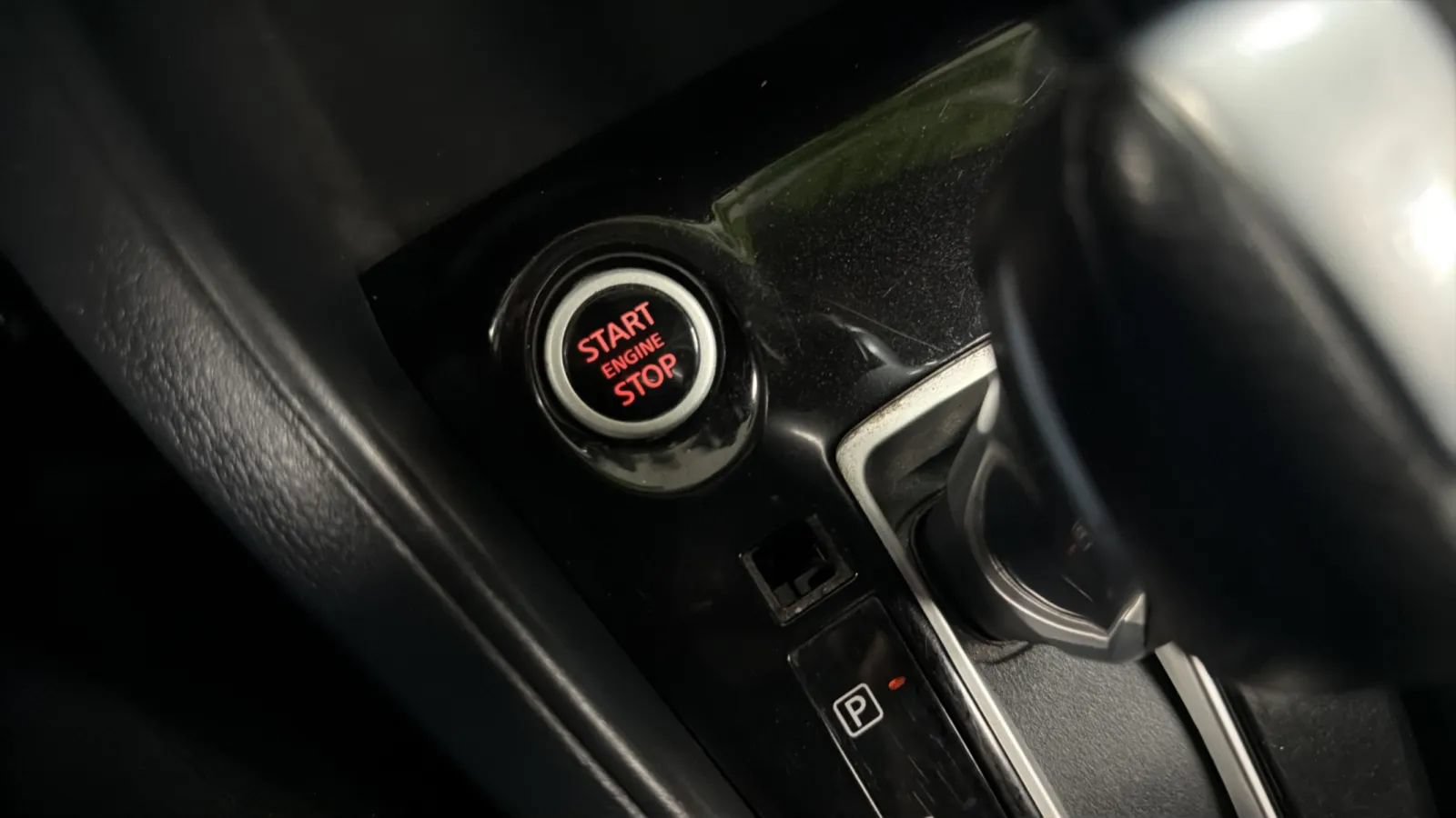 Used 2021 Nissan Kicks S FWD image 15
