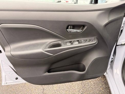 New 2025 Nissan Versa SV w/ Trunk Package image 10