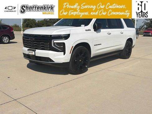 Used 2025 Chevrolet Suburban High Country AWD/4WD image 1