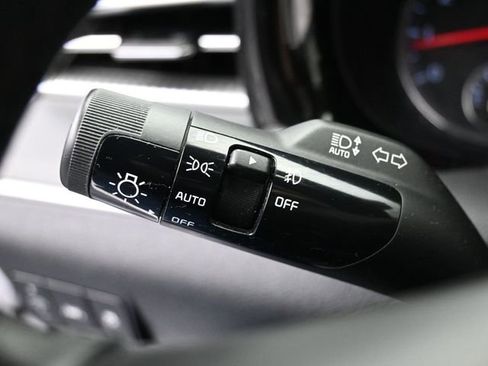 Used 2022 Kia K5 GT-Line w/ GT-Line FWD Premium Package image 24