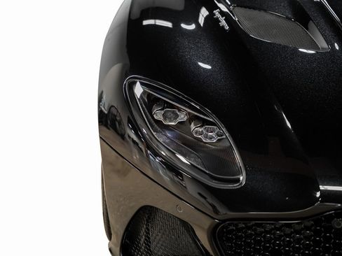 Used 2019 Aston Martin DBS Superleggera image 5