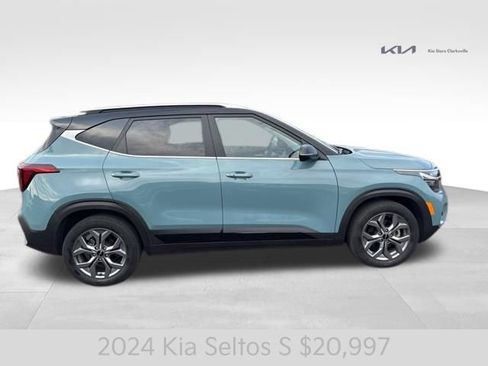 Certified 2024 Kia Seltos S FWD image 9
