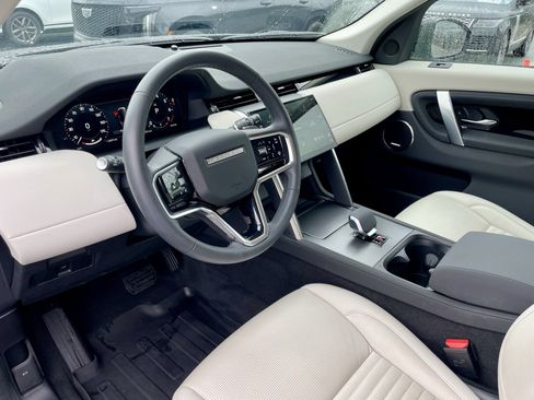 Certified 2025 Land Rover Discovery Sport S AWD/4WD image 13