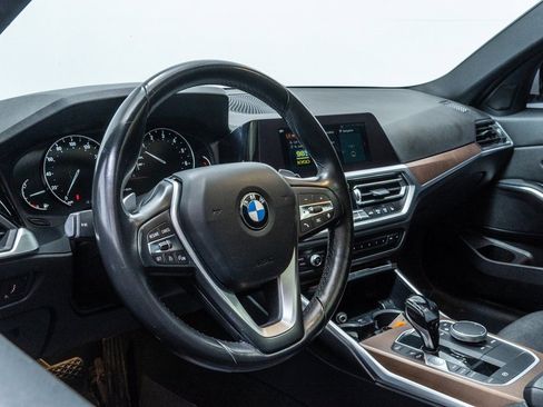 Used 2020 BMW 330i xDrive Sedan w/ Convenience Package image 13