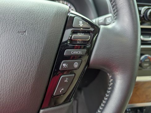 Used 2021 Nissan Armada SL AWD/4WD image 19