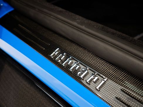Used 2024 Ferrari Roma Spider RWD image 15