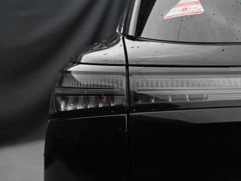 New 2025 Nissan Murano SV image 12