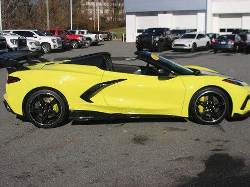Used 2022 Chevrolet Corvette Stingray Preferred Conv w/ Z51 Performance Package image 8