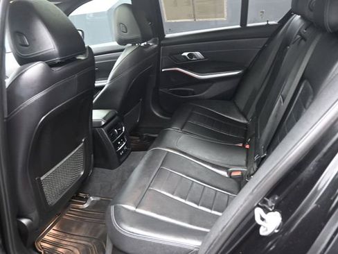 Used 2020 BMW 330i xDrive Sedan w/ Convenience Package image 15