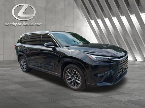 Used 2025 Lexus TX 350 AWD w/ Technology Package image 5